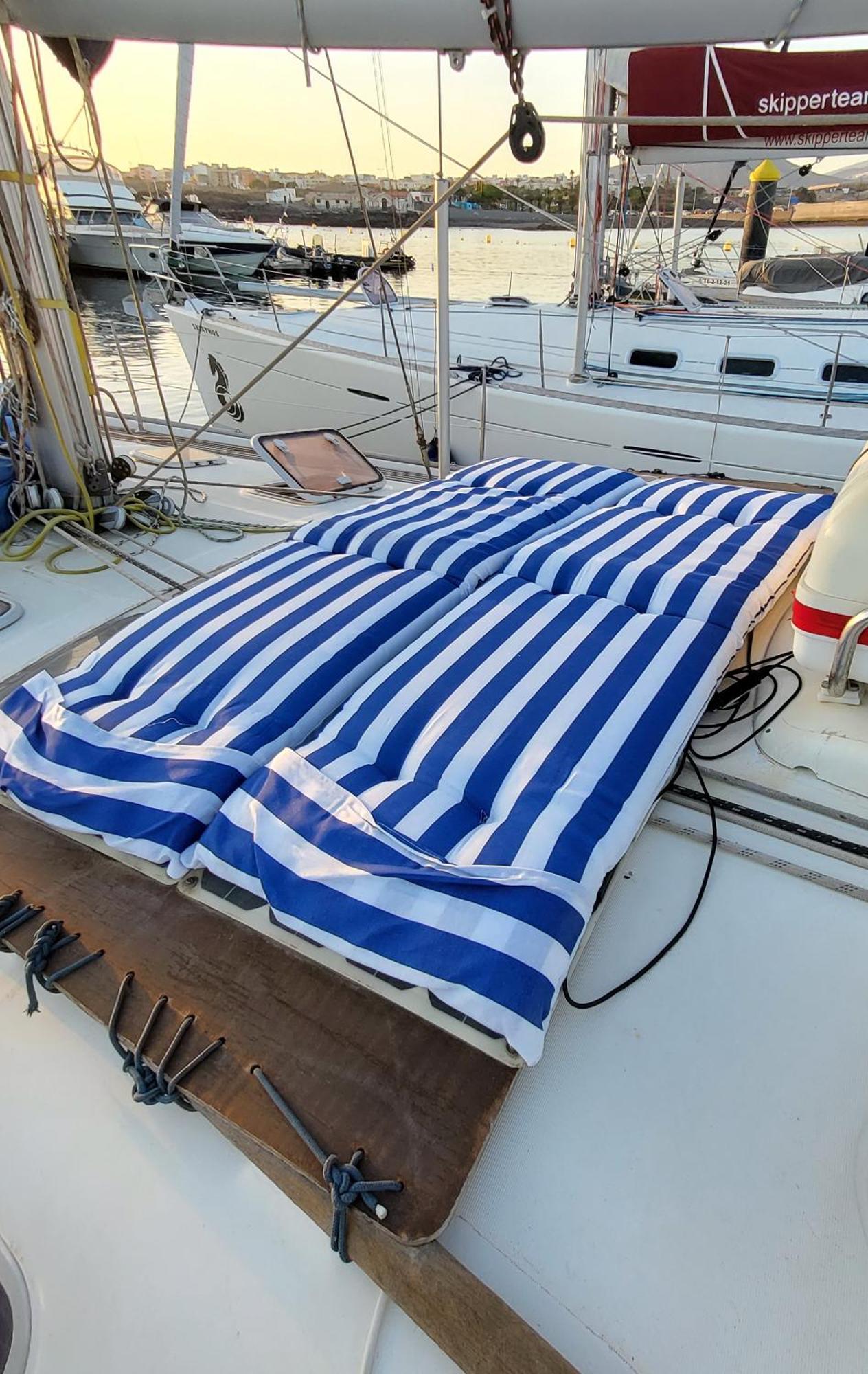 Yacht Oceanis Clipper Hotel Las Galletas Exterior photo